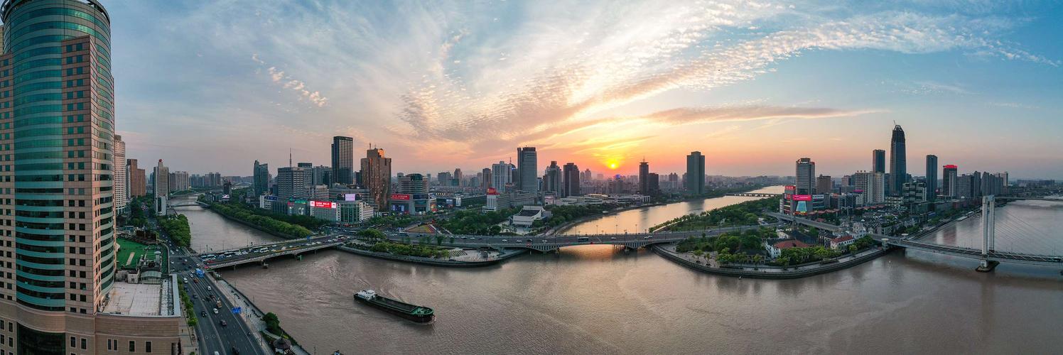 读懂中央城市工作会议：中国城市高质量发展的纲领性指南