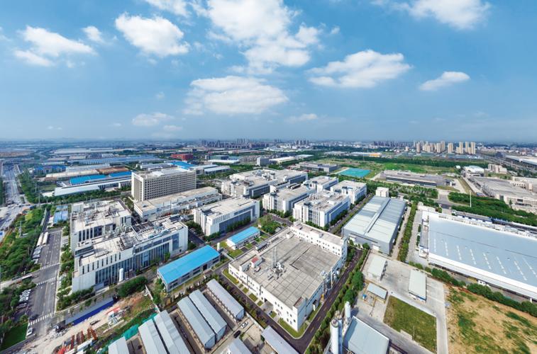 ​战略性新兴产业绿色发展的新方向、新路径与政策保障 